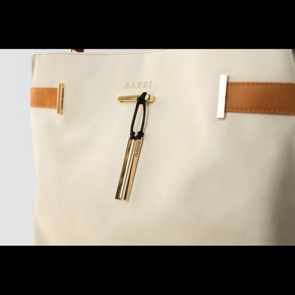 END OF SEASIN SALE Mitchell City Bag by BARRI - Picture 4 of 6